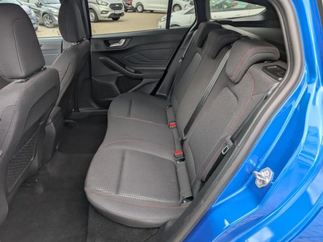 Ford Focus ST Line Wagon