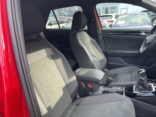 Volkswagen T-Roc R-Line Style