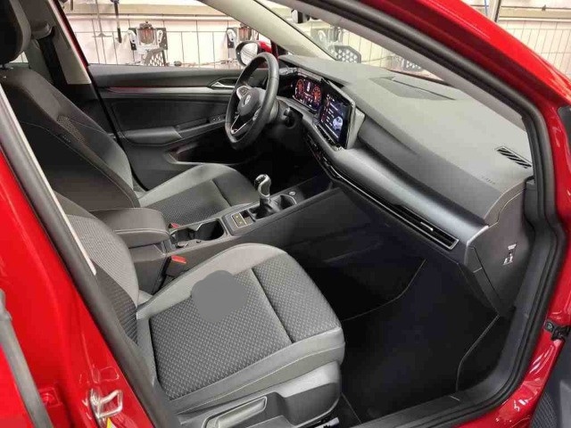 Volkswagen Golf 1.5 TSI Golf VIII