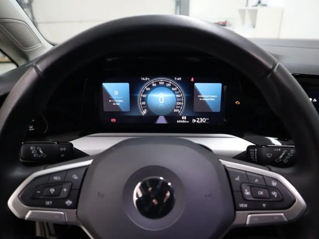Volkswagen Golf TSI