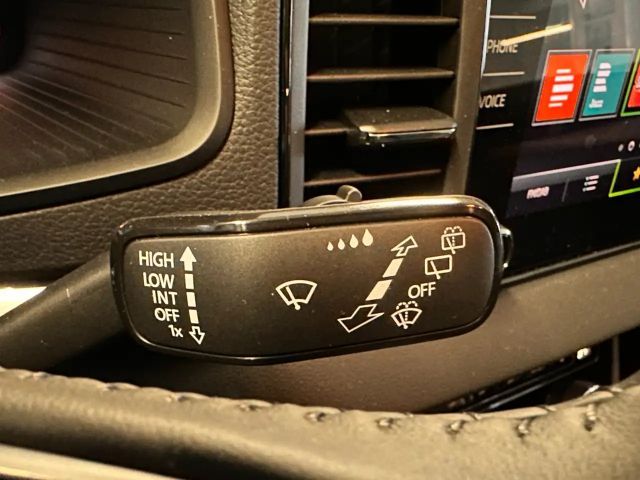 Skoda Karoq Selection