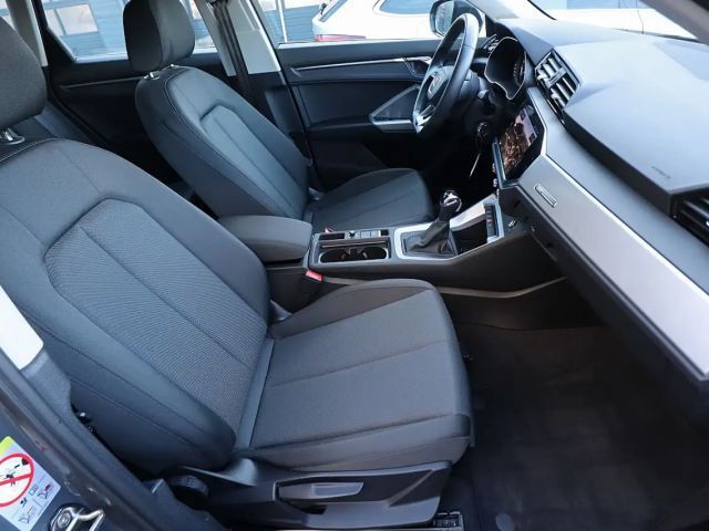 Audi Q3 35 TFSI S-Tronic