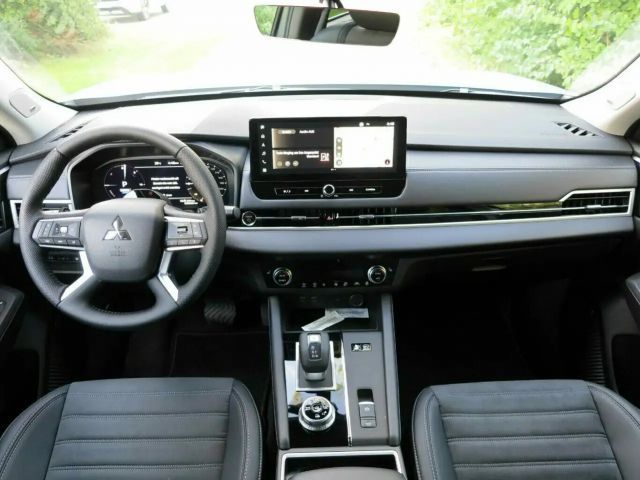 Mitsubishi Outlander PLUS, 0,99% Kredit! 8 Jahre Garantie!