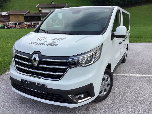 Renault Trafic Blue Techno dCi 150