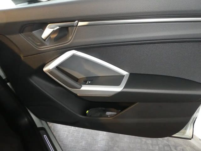 Audi Q3 40 TDI Quattro S-Line