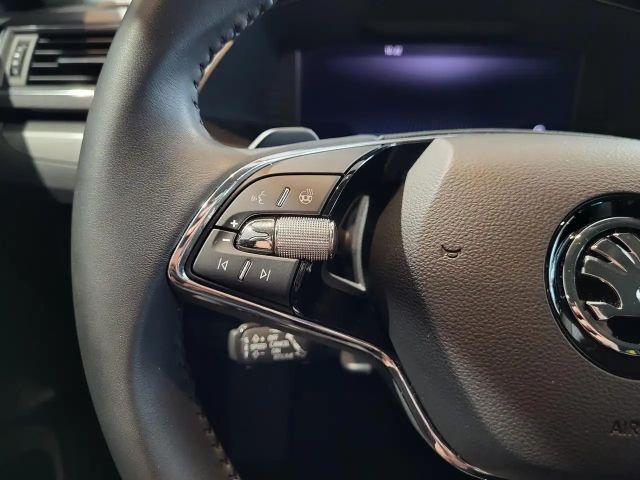 Skoda Superb 2.0 TDI Style Style