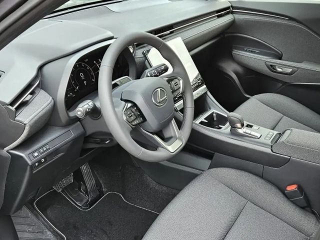 Lexus LBX *Komfort Paket*