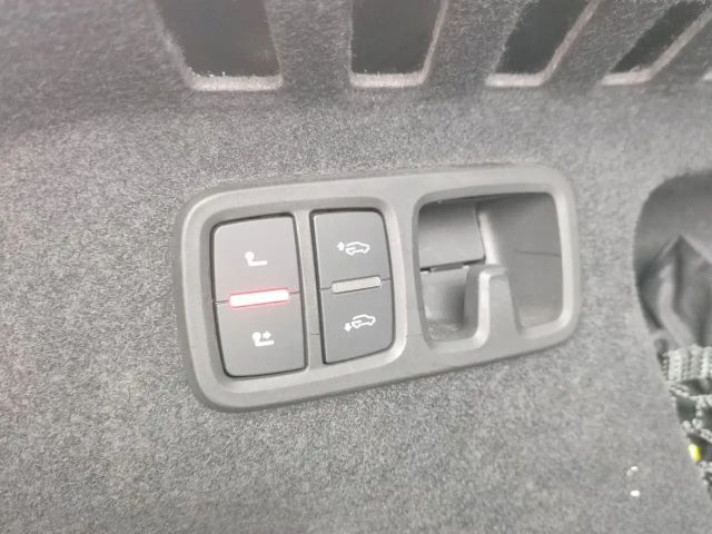 Audi SQ8 TFSI*Navi*LED*Alu*AHK*HUD*PDC*Virtual Cockpi