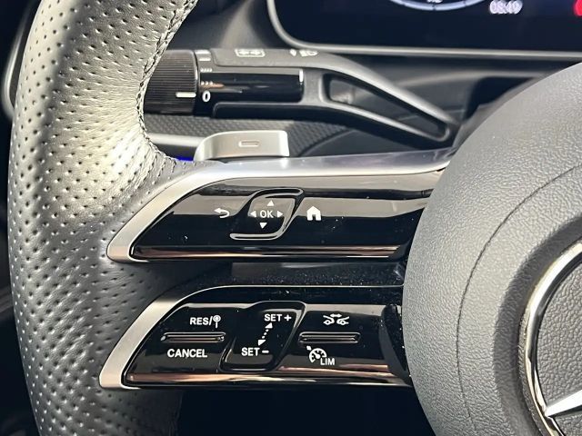 Mercedes-Benz C 180 AMG Line Sedan