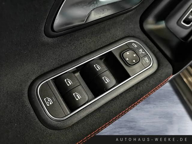 Mercedes-Benz CLA 200 AMG Line Coupé