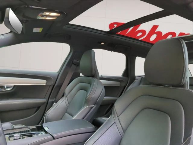 Volvo V90 R-Design Recharge T8