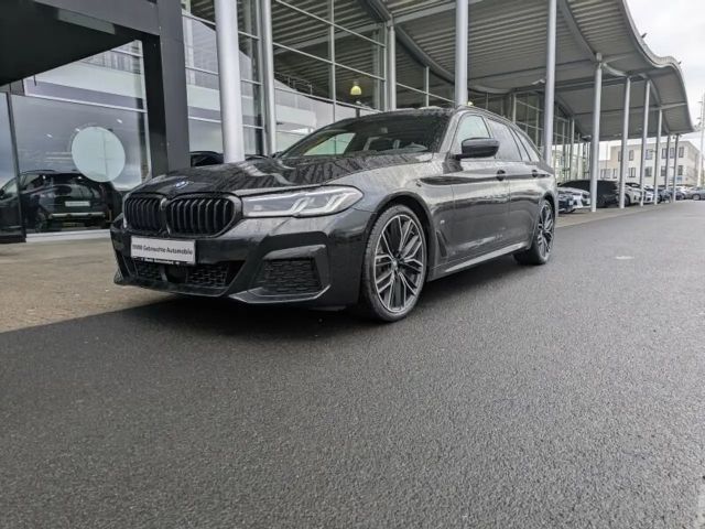 BMW 540 540d M-Sport Touring xDrive