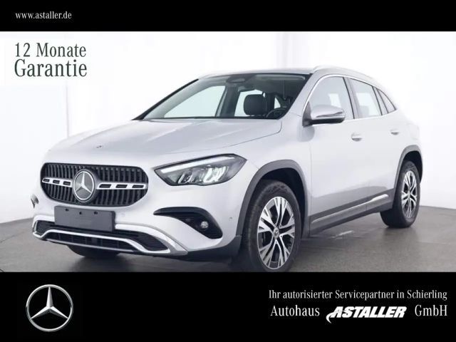 Mercedes-Benz GLA 200 Progressive