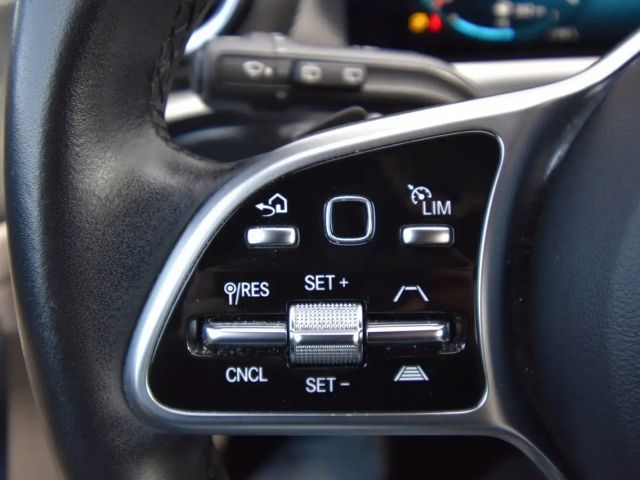 Mercedes-Benz A 220 A 220 d Hatchback Style