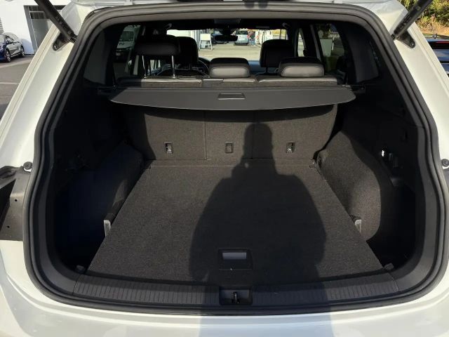 Volkswagen Tiguan 2.0 TSI Allspace R-Line