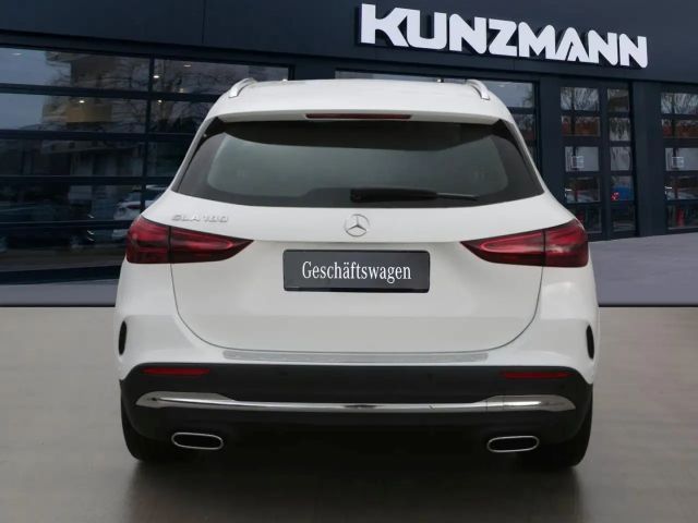 Mercedes-Benz GLA 180 AMG Line