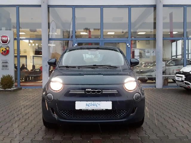 Fiat 500e 42 kWh Icon