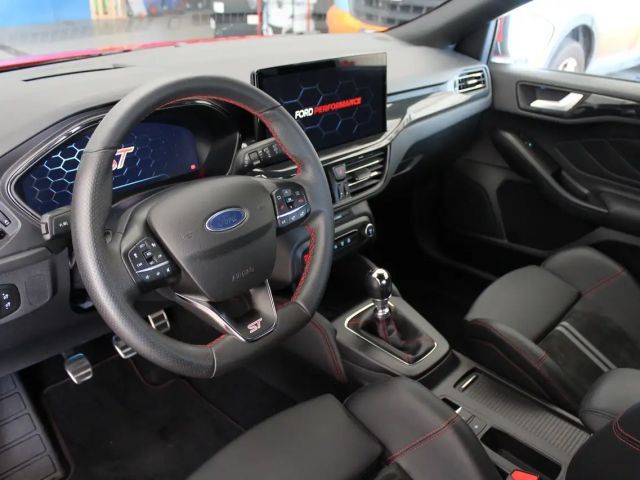 Ford Focus ST Line