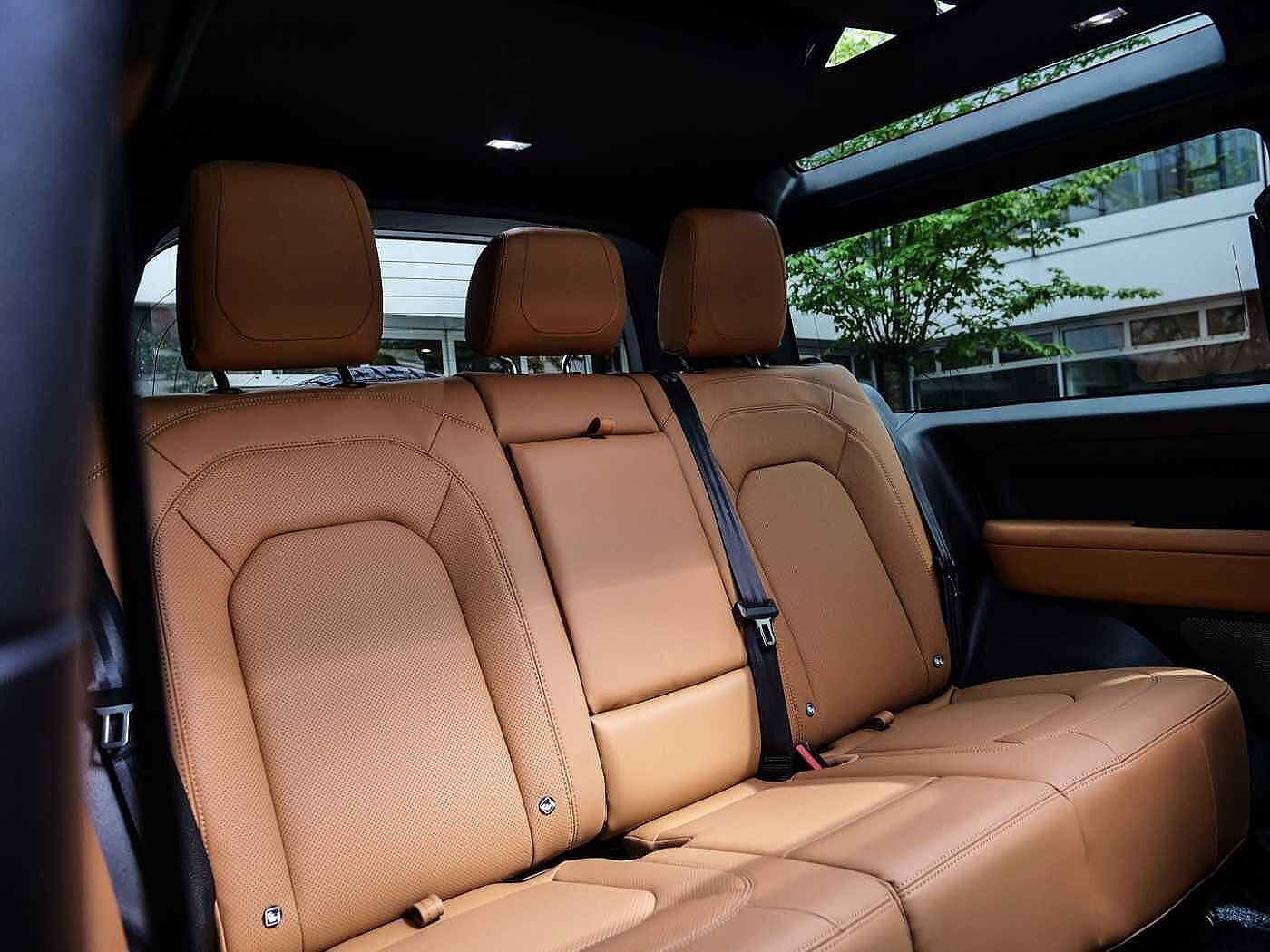 Land Rover Defender 90 SE