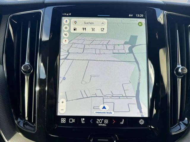 Volvo XC60 Dark Plus