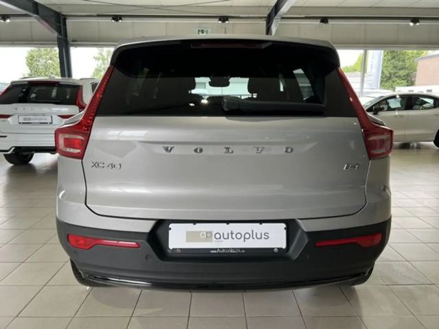 Volvo XC40 Dark Plus
