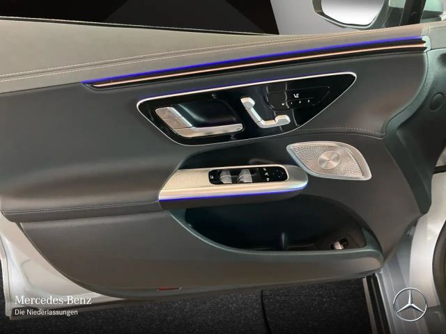 Mercedes-Benz EQE 300 AVANTGARDE Sedan