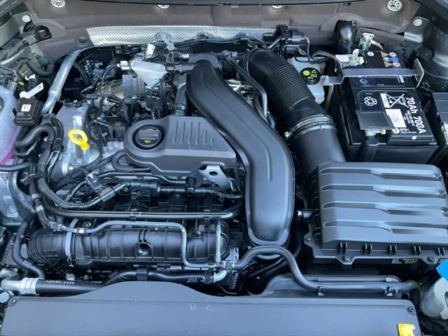 Skoda Karoq 1.5 TSI Tour