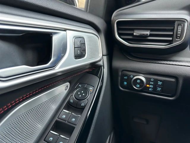 Ford Explorer Plug in Hybrid ST Line
