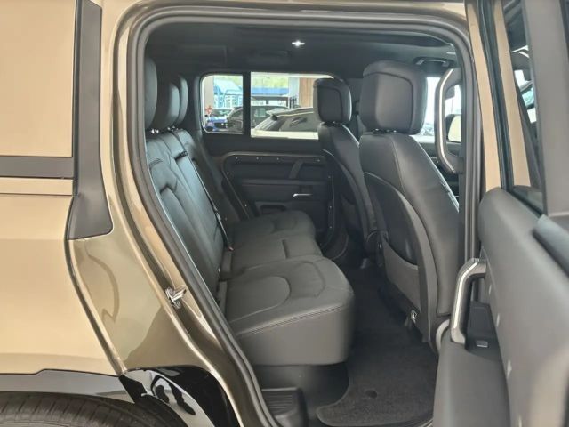 Land Rover Defender 110 Dynamic HSE