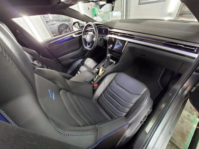 Volkswagen Arteon 2.0 TSI DSG IQ.Drive