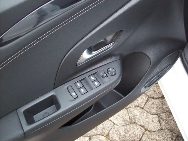 Opel Corsa 1.2 Turbo Elegance