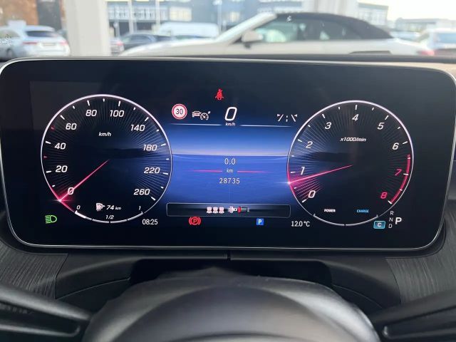 Mercedes-Benz C 300 4MATIC AMG Line Sedan