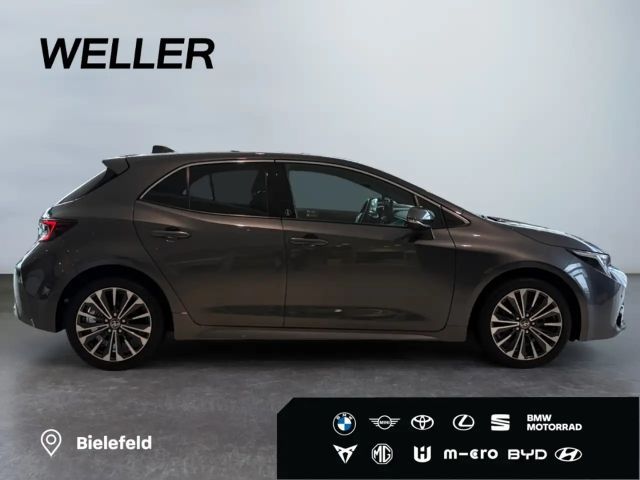 Toyota Corolla Hybride Team D