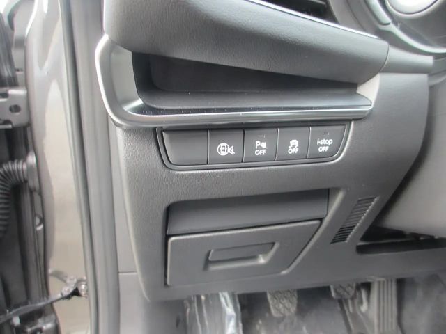 Mazda 3 Exclusive-line