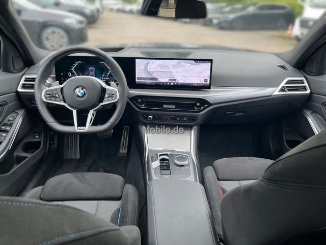 BMW 330 330d M-Sport Touring xDrive