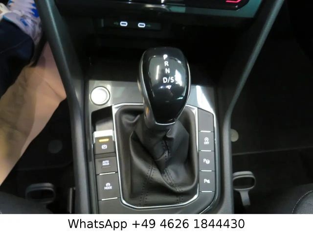 Volkswagen Tiguan IQ.Drive Life Sport