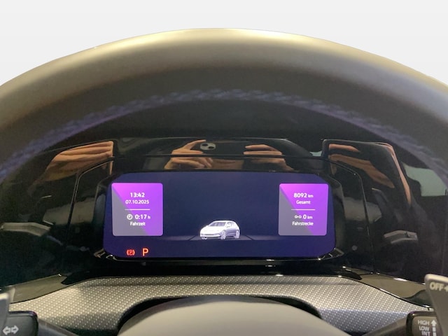 Volkswagen Golf 2.0 TSI DSG Golf VIII