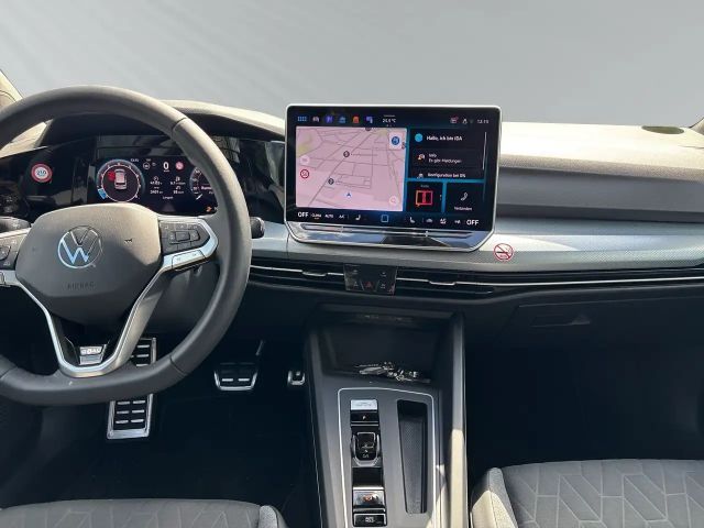 Volkswagen Golf 1.5 eTSI Golf VIII