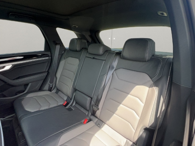 Volkswagen Touareg 4Motion R-Line