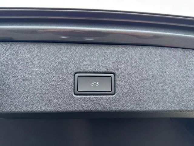 Volkswagen T-Roc 1.5 TSI DSG R-Line