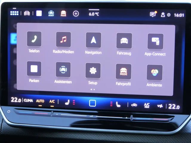 Volkswagen Golf DSG R-Line