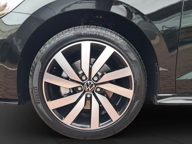 Volkswagen Touran DSG Highline R-Line