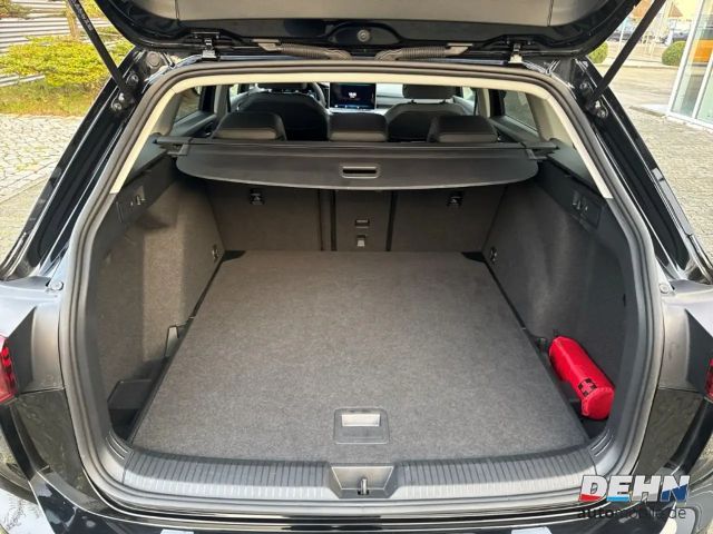 Volkswagen Golf 1.5 TSI Golf VIII Variant