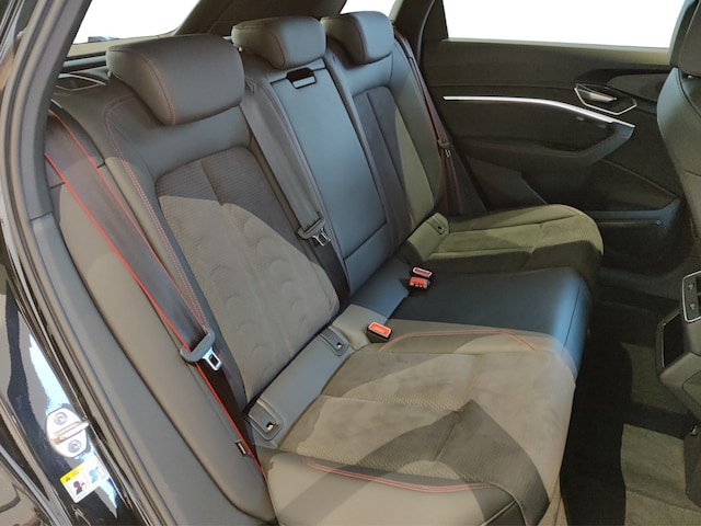 Audi Q8 e-tron 55 Quattro S-Line