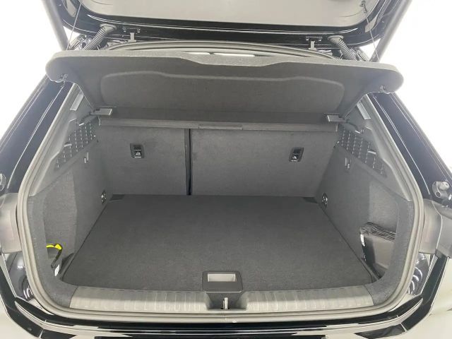 Audi A3 30 TFSI Sedan