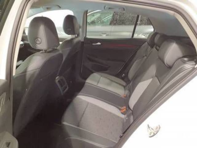 Volkswagen Golf 1.5 eTSI DSG Golf VIII