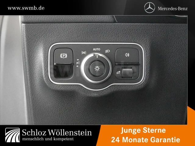 Mercedes-Benz B 180 Progressive