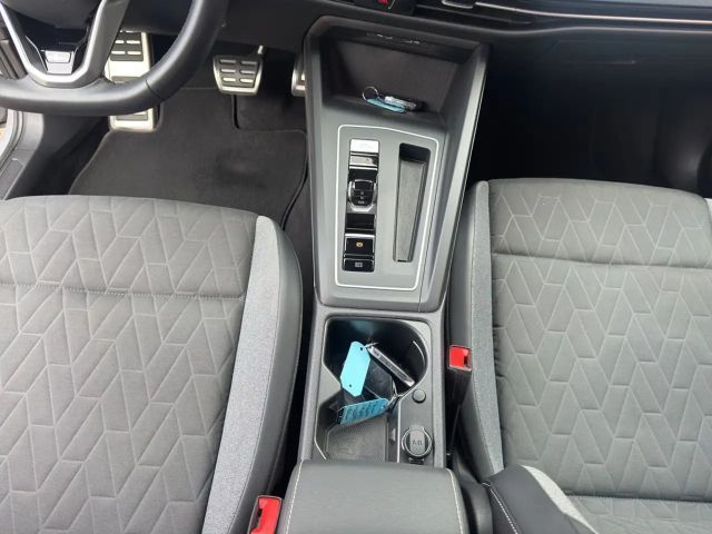 Volkswagen Golf DSG Plus