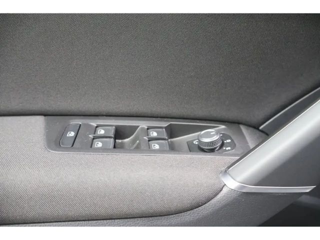 Volkswagen Touran 1.5 TSI DSG R-Line