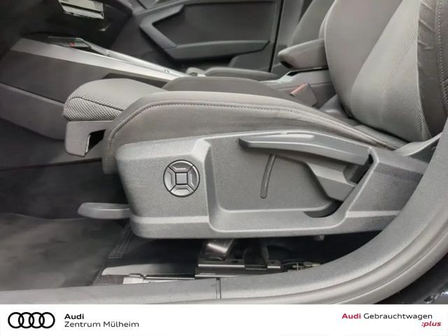 Audi A3 30 TFSI S-Line Sedan Sportback